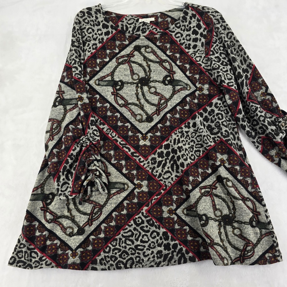 Est. 1946 Tunic Womens Medium Tunic Gray Leopard Horse Bit Scarf Print Stretch